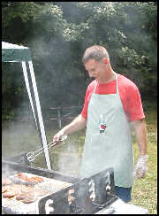 Micky Knickman cooking